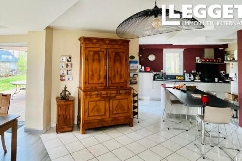 Property Image 4