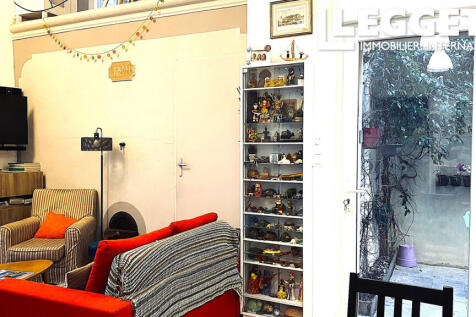 Property Image 4