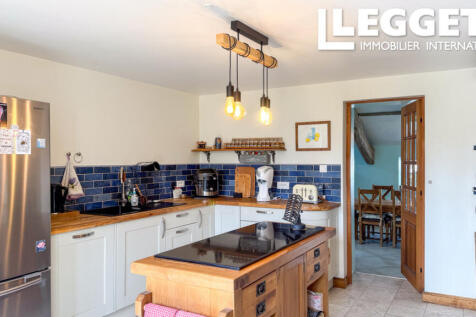 Property Image 4