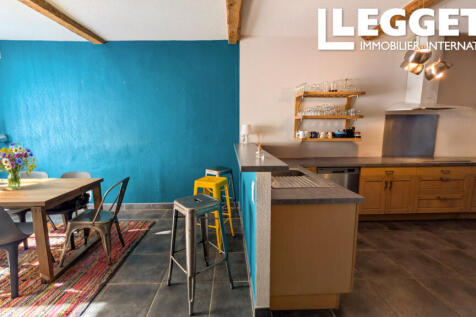 Property Image 4