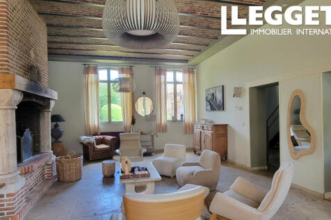 Property Image 4