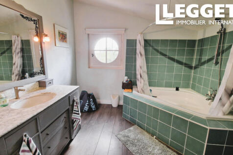 Property Image 8