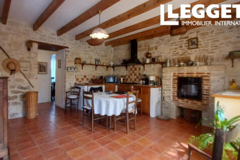 Property Image 4