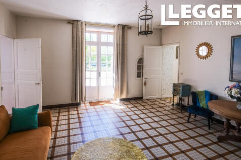 Property Image 4