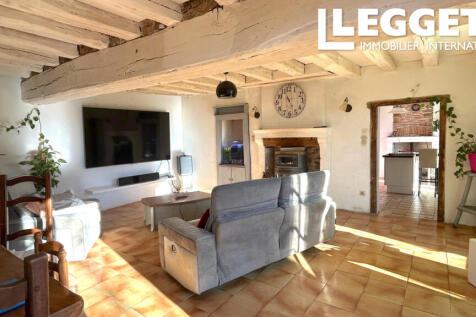 Property Image 4