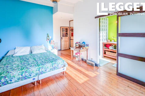 Property Image 6
