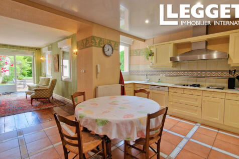 Property Image 4