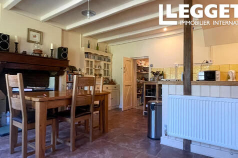 Property Image 4