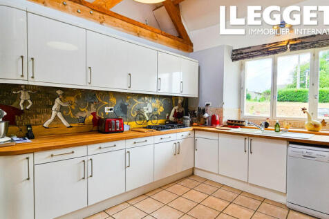 Property Image 4