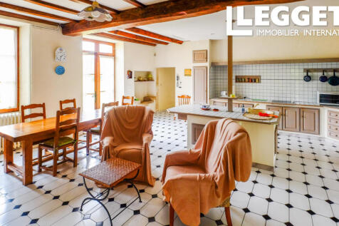 Property Image 4
