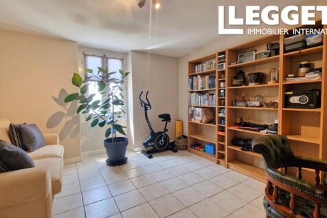 Property Image 5