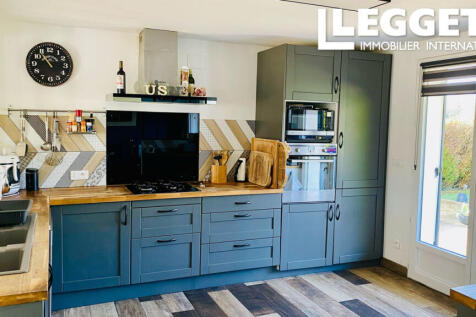 Property Image 4