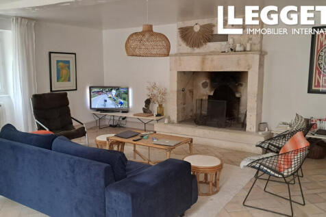Property Image 4