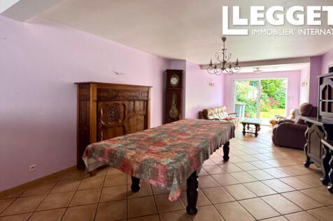 Property Image 4