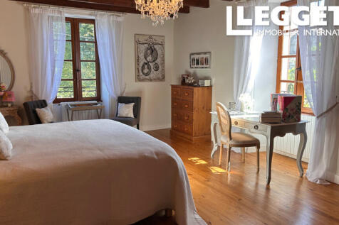 Property Image 4