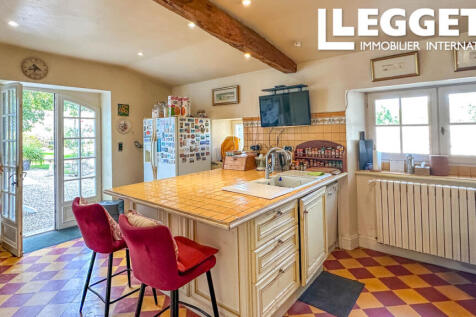 Property Image 8