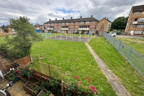 COMMUNAL GARDENS