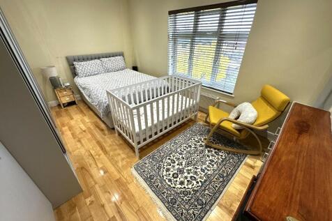 BEDROOM 1 (A)