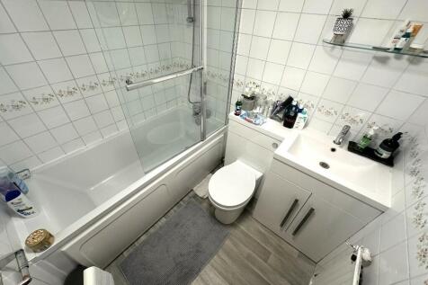 DOWNSTAIRS BATHROOM