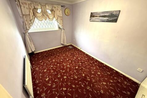 BEDROOM 1 (A)