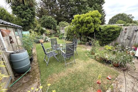 REAR GARDEN (A)