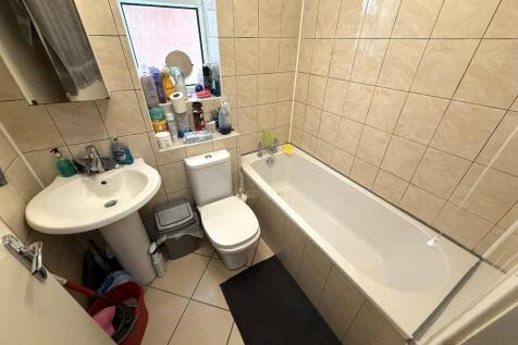 FITED BATHROOM