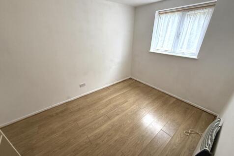 BEDROOM 1 (A)