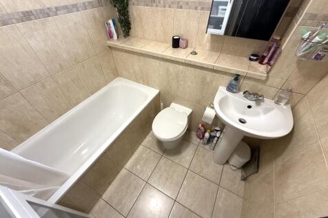 FITTED BATHROOM
