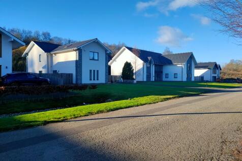 Adjacent Houses