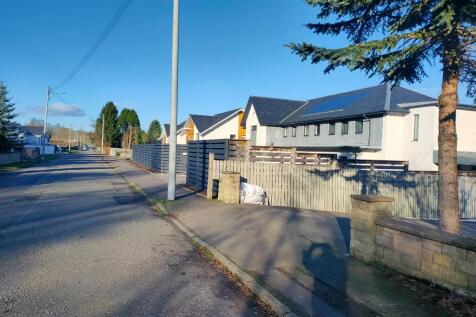 Adjacent Houses