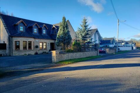 Adjacent Houses