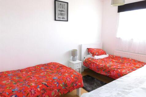 Mway bed2.JPG