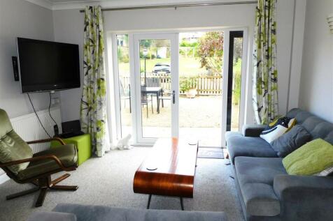 MGardens Living room.JPG