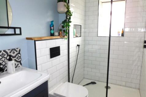 summ shower.JPG