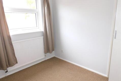 Alleyn Ct bed2.JPG