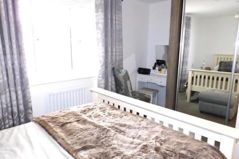 85 SW Bed 2 2.JPG