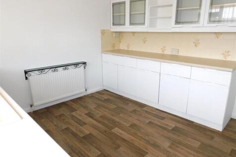 20 BHL kitch2.JPG