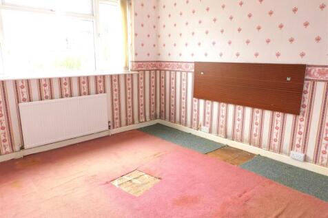 48 NP bedroom.JPG