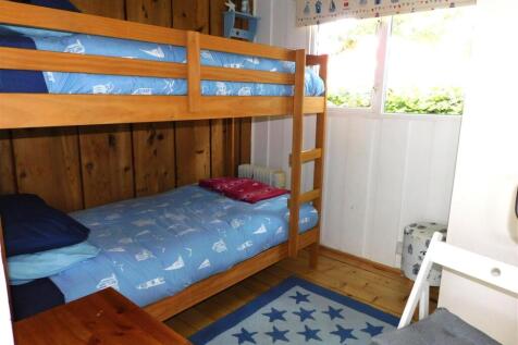 24 tc bed2.JPG