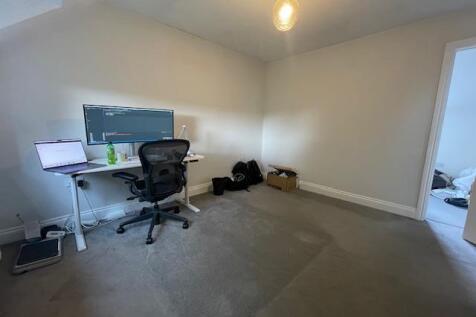 Bedroom.jpeg