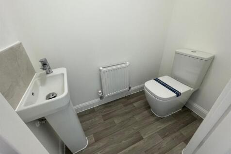 Downstairs WC.jpg