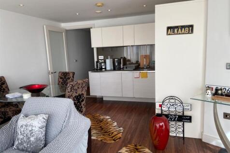 Lounge/Kitchen