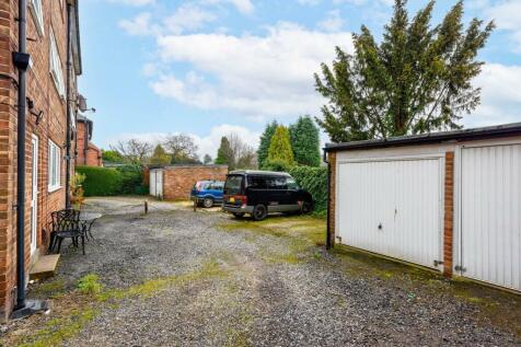 117-119DoncasterRoad(Exterior)(3of6).jpg