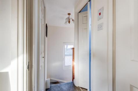 330MiddlewoodRoad(Interior)-27.jpg