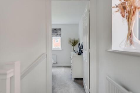 91LundhillDrive(Interior)(20of39).jpg