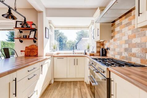 7FoxHillDrive(Interior)(6of34).jpg