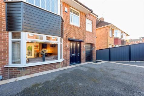 7FoxHillDrive(Exterior)(3of14).jpg