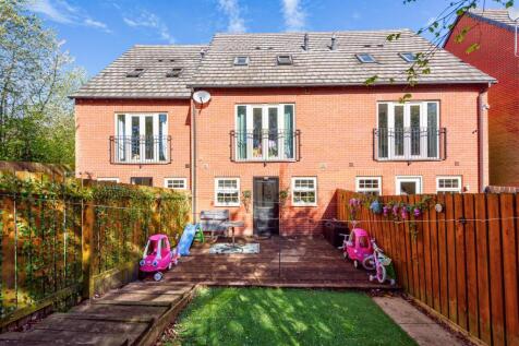 4GreatStubbing(Exterior)(4of4).jpg