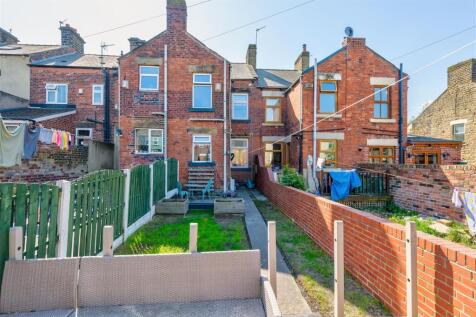 536DoncasterRoad(Exterior)(7of7).jpg