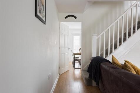 18CragHillCrescent(Interior)-8.jpg